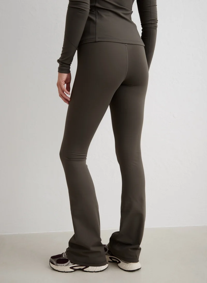 Dark Ivy Warming Flare Tights
